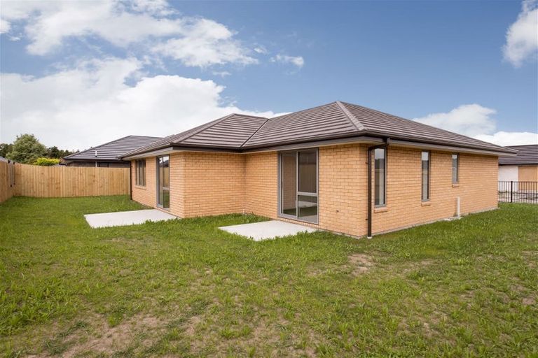 Photo of property in 10 Agathis Crescent, Wigram, Christchurch, 8025
