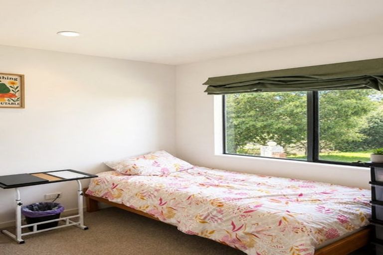 Photo of property in 9 William Hadlow Place, Hatfields Beach, Orewa, 0931