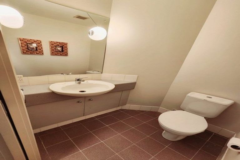 Photo of property in Madison On The Square Apartments, 1c/37 Federal Street, Auckland Central, Auckland, 1010