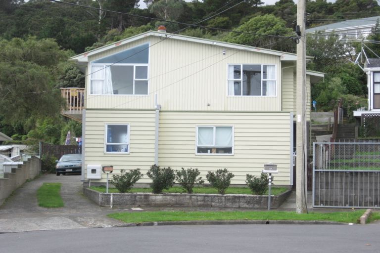 Photo of property in 3 Bella Grove, Naenae, Lower Hutt, 5011