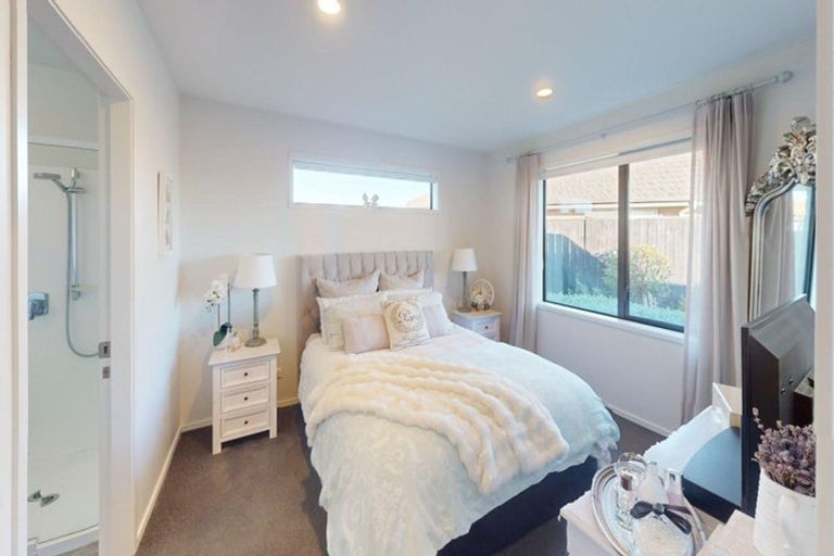 Photo of property in 24 Macdonald Heights, Feilding, 4702