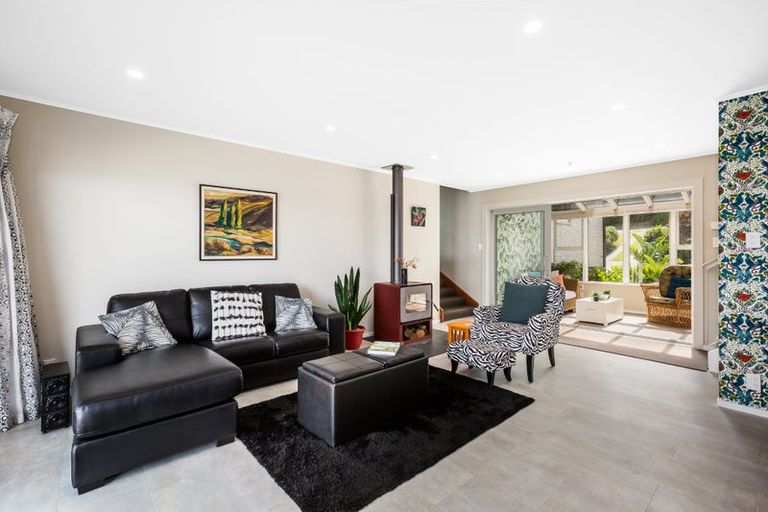 Photo of property in 64a Mana View Road, Paremata, Porirua, 5026