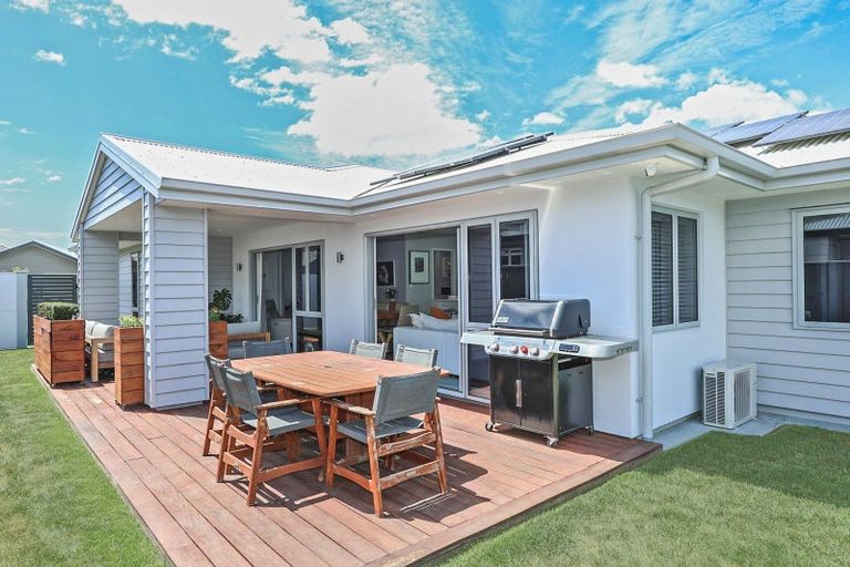 Photo of property in 9 Manapouri Street, Poraiti, Napier, 4112