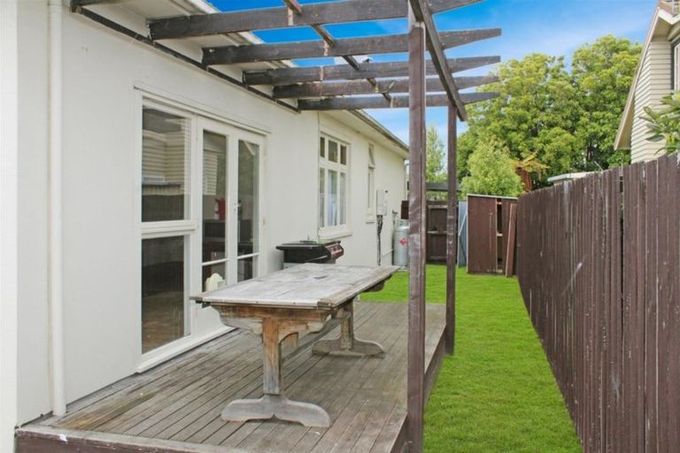 Photo of property in 85 Charles Street, Waltham, Christchurch, 8011