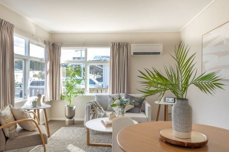 Photo of property in 1/27 Byron Street, Miramar, Wellington, 6022