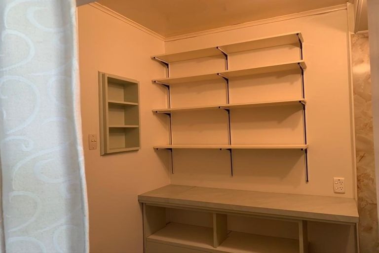 Photo of property in 28 Forest Road, Raumati South, Paraparaumu, 5032