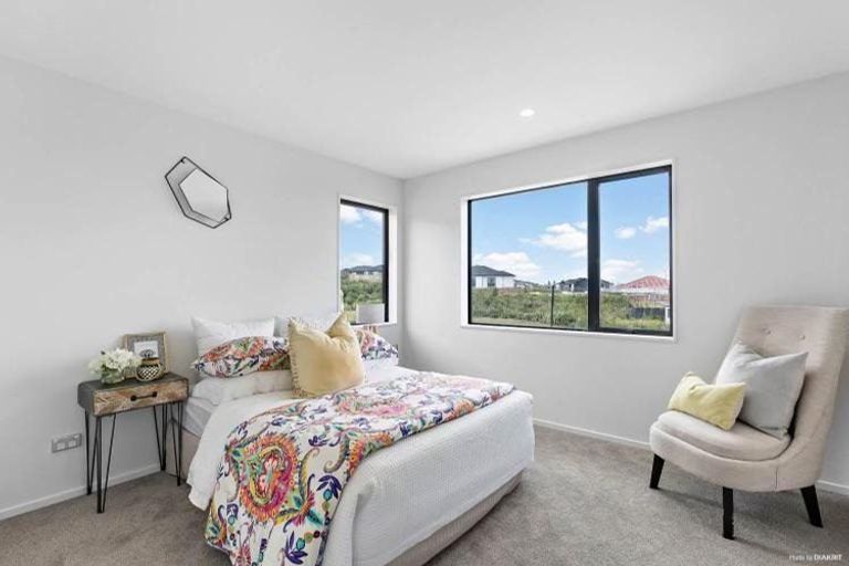 Photo of property in 14 Melgran Avenue, Papakura, 2110