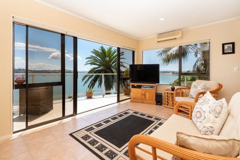 Photo of property in 8 Lilford Place, Half Moon Bay, Auckland, 2012