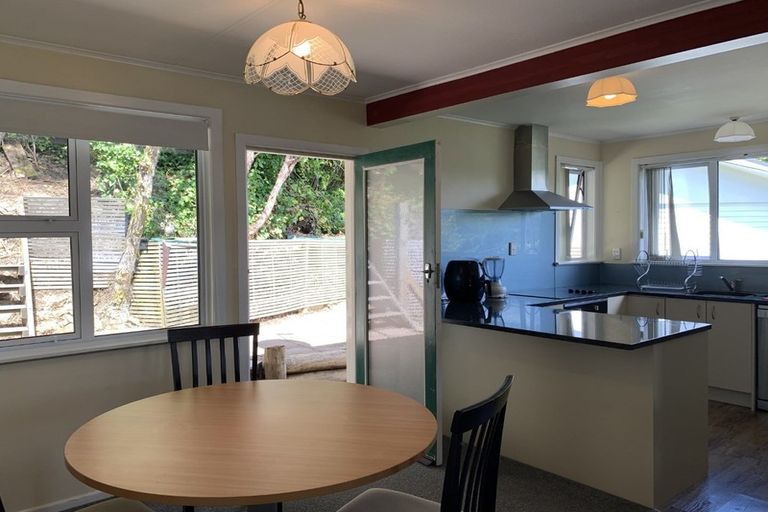 Photo of property in 14 Manor Drive, Stokes Valley, Lower Hutt, 5019