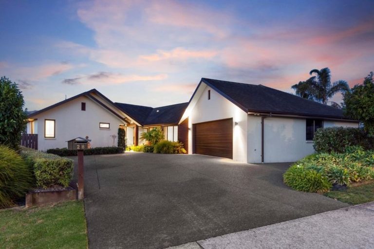 Photo of property in 28 Woodleigh Place, Ohauiti, Tauranga, 3112