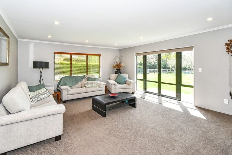 Photo of property in 68 Cooper Road, Ramarama, Drury, 2579