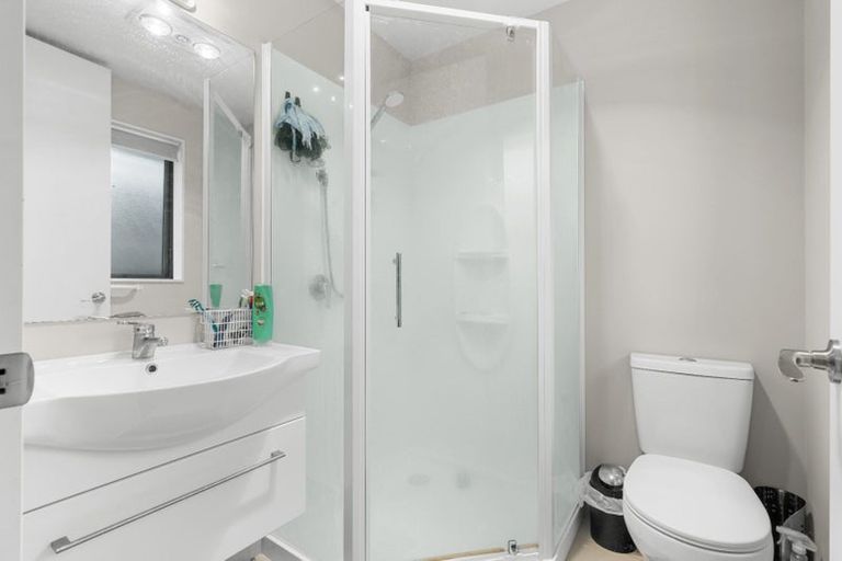 Photo of property in 11 Russell Street, Linwood, Christchurch, 8062