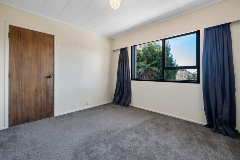 Photo of property in 22 Frankley Road, Westown, New Plymouth, 4310