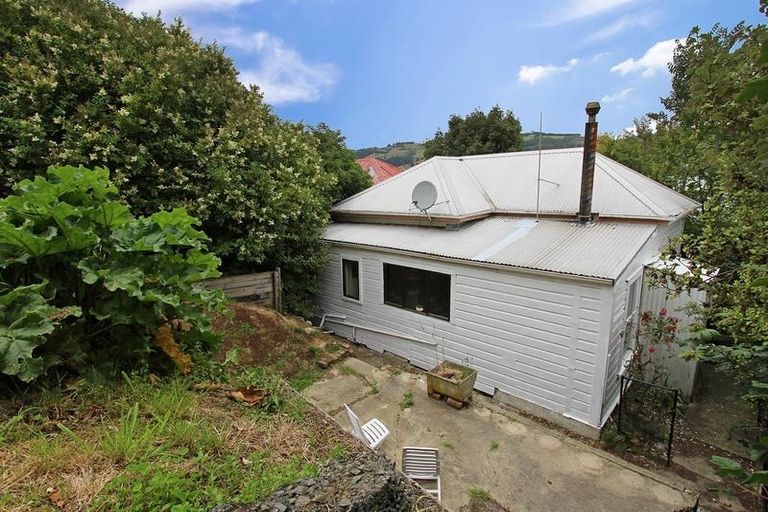 Photo of property in 163 Ravensbourne Road, Ravensbourne, Dunedin, 9022