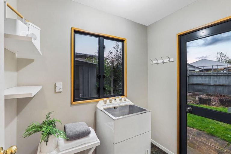 Photo of property in 128a Mcfaddens Road, St Albans, Christchurch, 8052