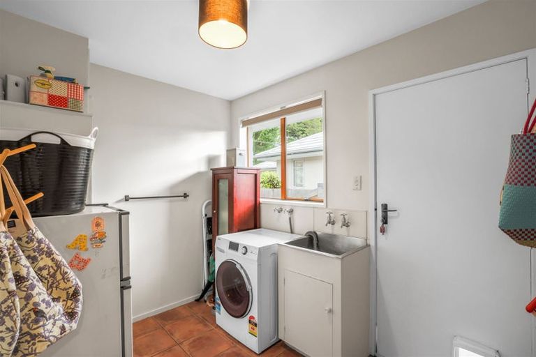 Photo of property in 236 Keyes Road, New Brighton, Christchurch, 8083