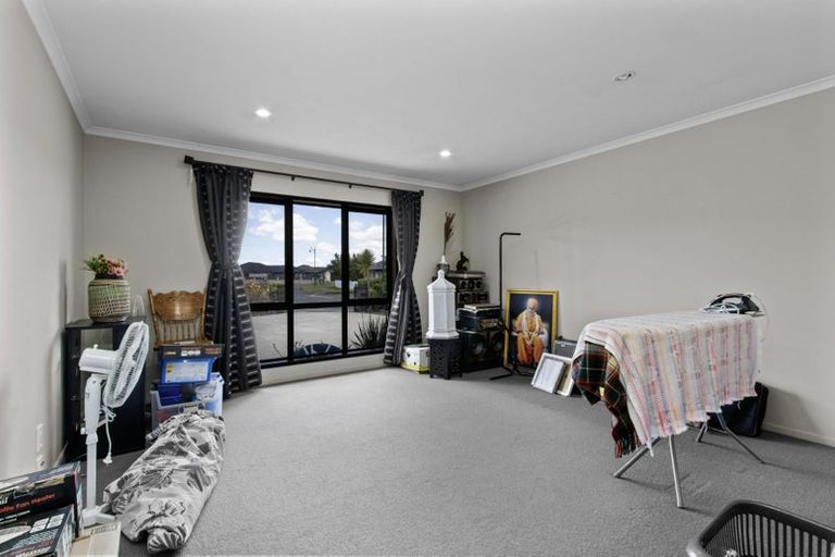 Photo of property in 10 Welwyn Place, Rototuna North, Hamilton, 3210