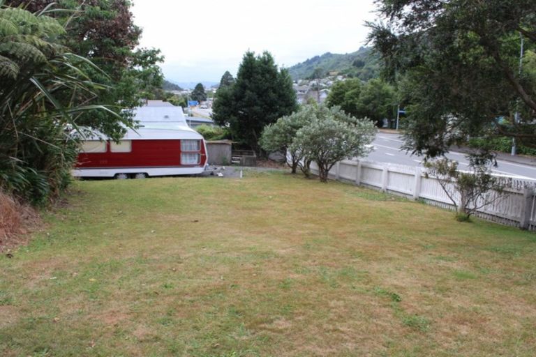Photo of property in 37a Wairau Road, Picton, 7220