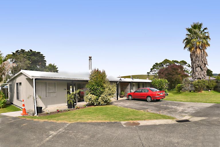 Photo of property in 61 Matakana Valley Road, Matakana, Warkworth, 0985