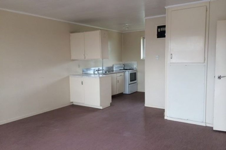 Photo of property in 10/90 Kenderdine Road, Papatoetoe, Auckland, 2025
