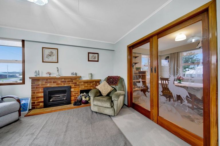 Photo of property in 76 Blake Street, Waitara, 4320