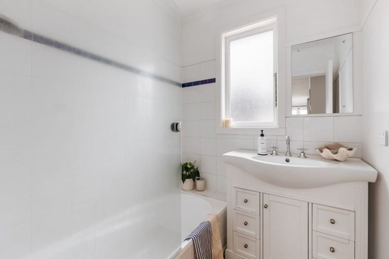 Photo of property in 1018a Papamoa Beach Road, Papamoa Beach, Papamoa, 3118