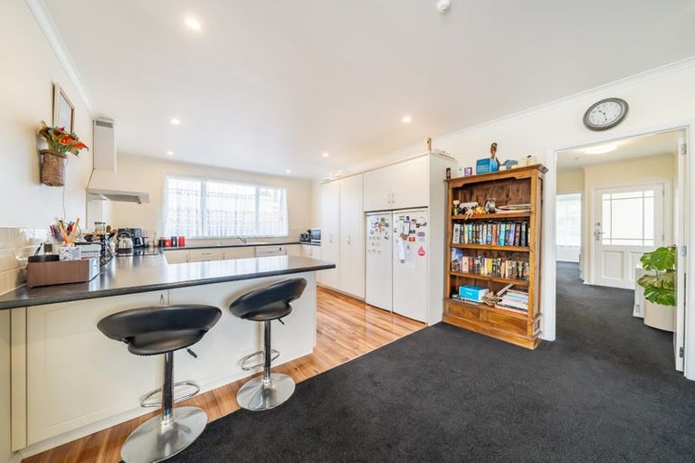 Photo of property in 3 Hall Grove, Ebdentown, Upper Hutt, 5018