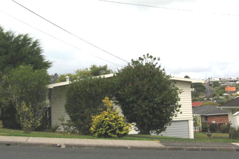 Photo of property in 61 Sunnynook Road, Forrest Hill, Auckland, 0620
