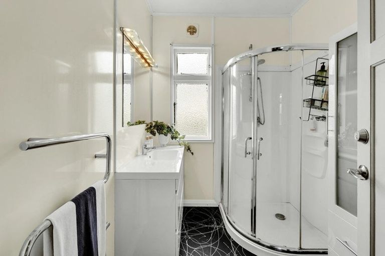 Photo of property in 39 Brown Street, Inglewood, 4330