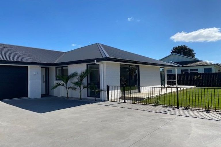 Photo of property in 8 Thomas Way, Brightwater, 7022