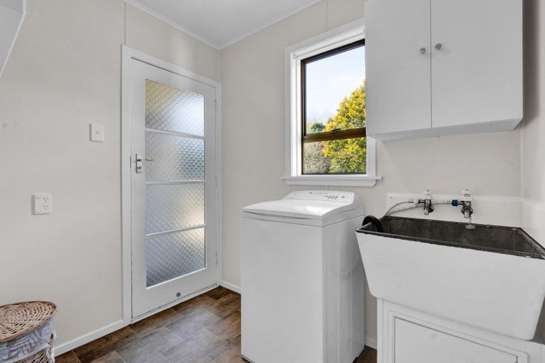 Photo of property in 23 Doralto Road, Frankleigh Park, New Plymouth, 4310