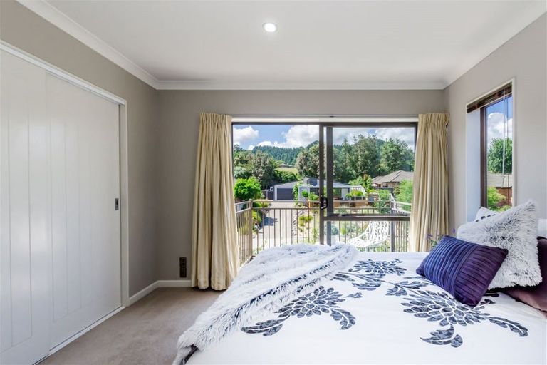 Photo of property in 19 Bluewater Place, Paraparaumu, 5032