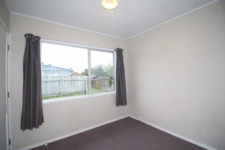 Photo of property in 73 Alabaster Drive, Papatoetoe, Auckland, 2025