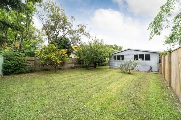 Photo of property in 11 Savage Crescent, West End, Palmerston North, 4412