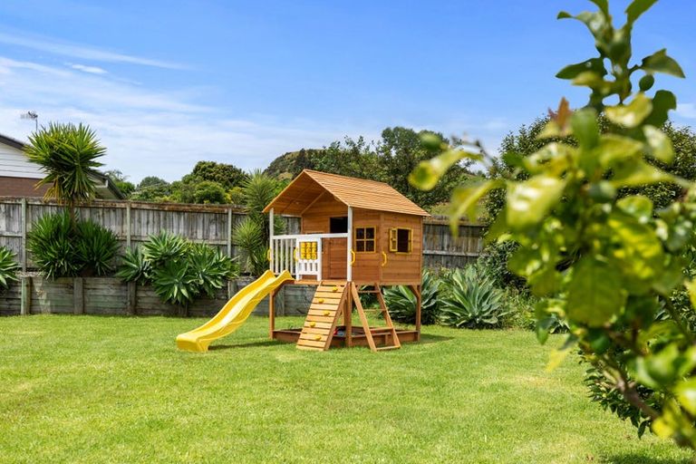 Photo of property in 182 Ballintoy Park Drive, Welcome Bay, Tauranga, 3175