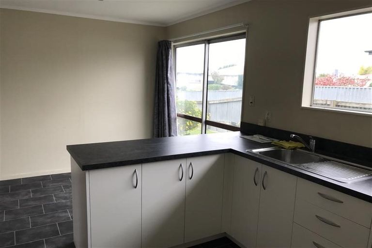 Photo of property in 1/31 Birkenhead Crescent, Flaxmere, Hastings, 4120