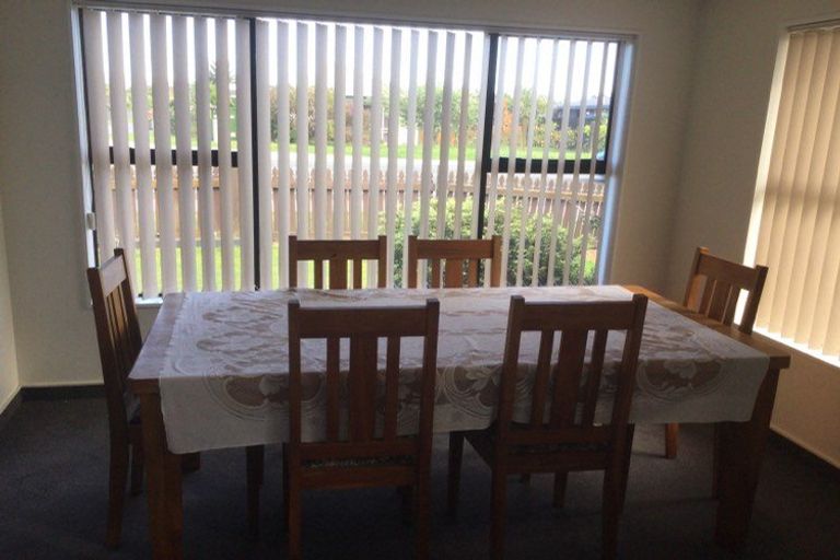 Photo of property in 52 Arawhata Road, Paraparaumu, 5032