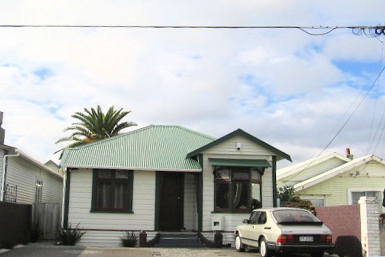 Photo of property in 16 Bolton Street, Petone, Lower Hutt, 5012