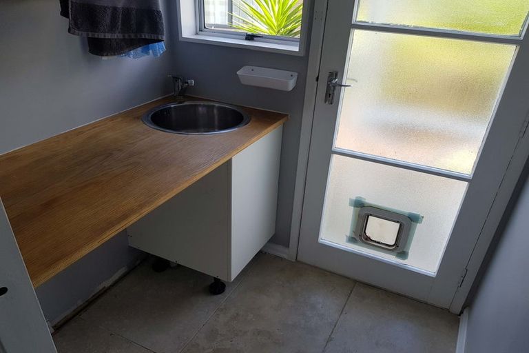 Photo of property in 129 Awaroa Road, Helensville, 0800