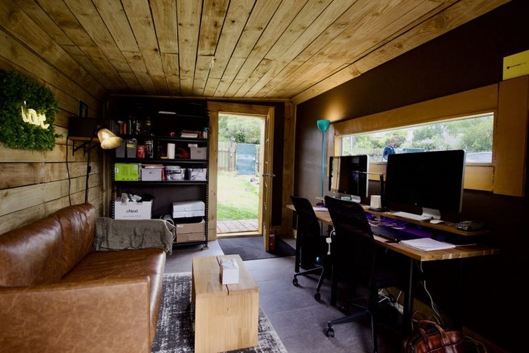 Photo of property in 62 Tudor Road, Henderson, Auckland, 0610