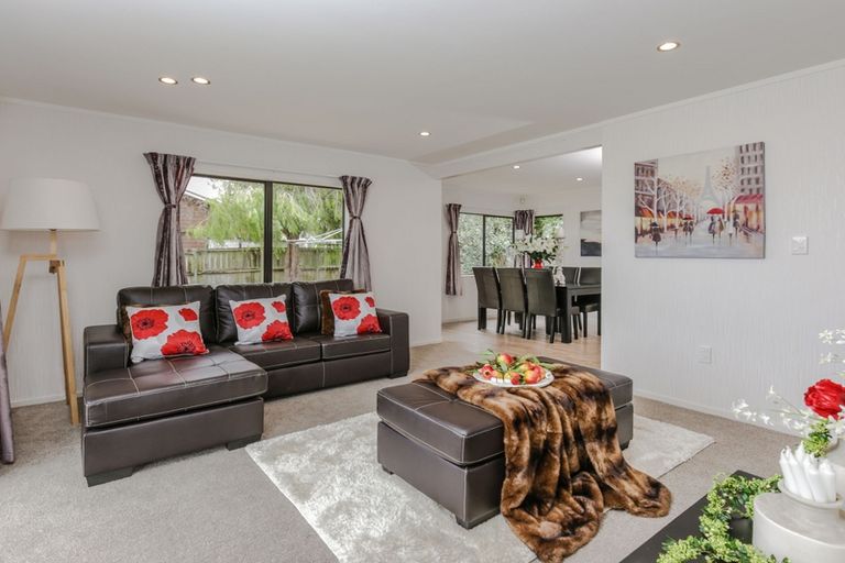 Photo of property in 1/29 Hill Crescent, New Lynn, Auckland, 0600