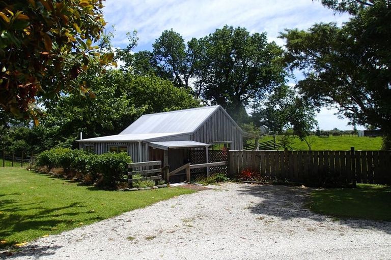 Photo of property in 1346 Egmont Road, Egmont Village, Inglewood, 4386