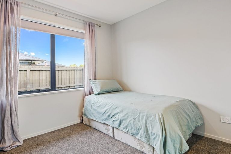 Photo of property in 7 Benjes Place, Woodend, 7610