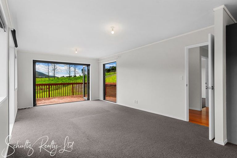Photo of property in 260 Mountain Road, Maungaturoto, 0587