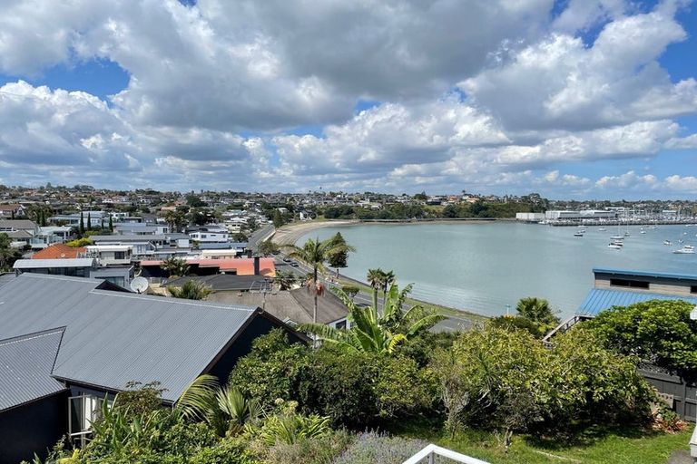 Photo of property in 2/19 Bucklands Beach Road, Bucklands Beach, Auckland, 2012