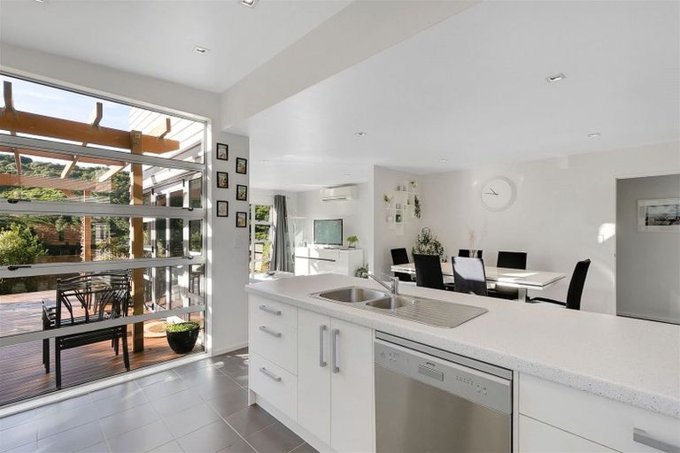 Photo of property in 51 Te Puia Drive, Aotea, Porirua, 5024