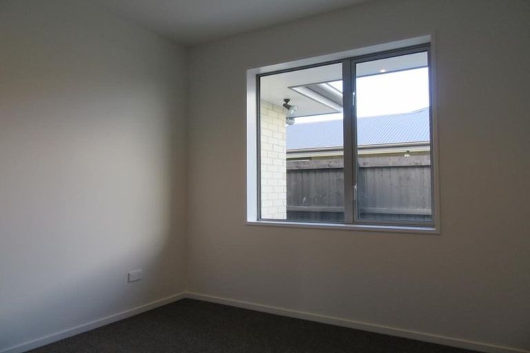 Photo of property in 50 Koura Drive, Rangiora, 7400