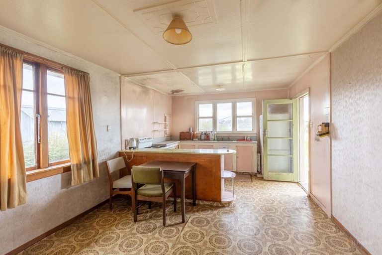 Photo of property in 10 Cardiff Street, Waimate, 7924