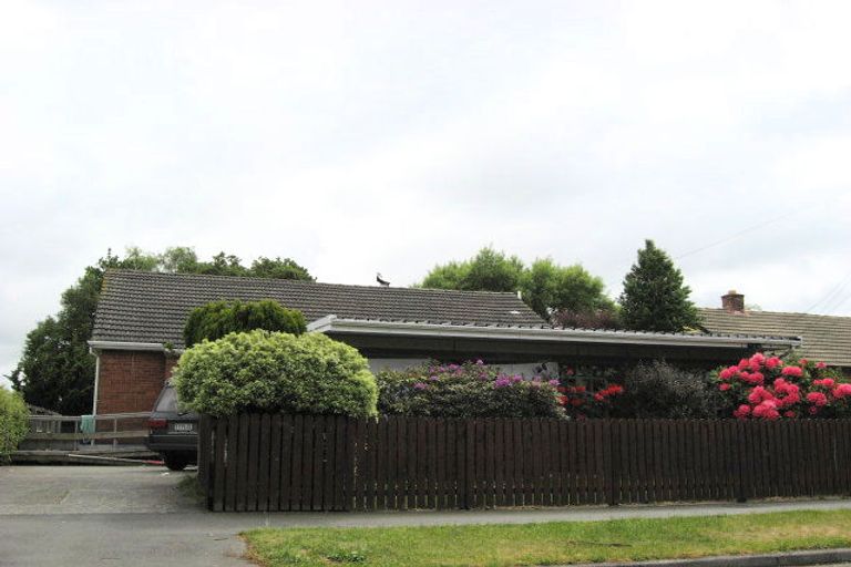 Photo of property in 20 Hooker Avenue, Bryndwr, Christchurch, 8053