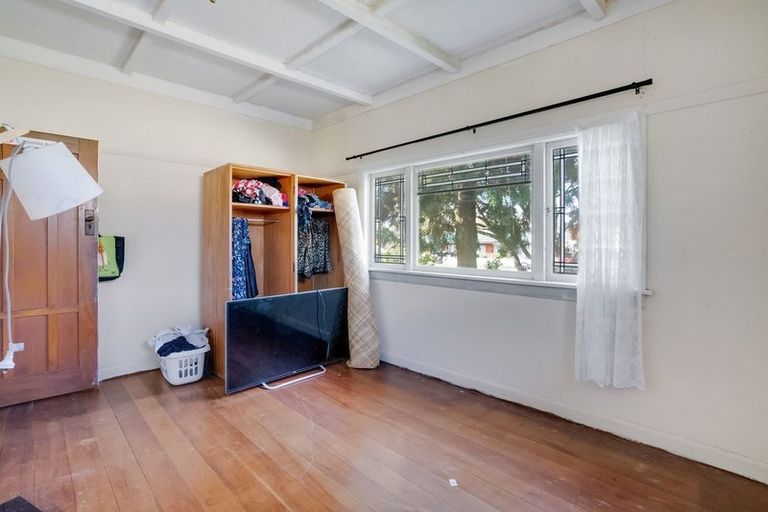 Photo of property in 43 Hutton Street, Otahuhu, Auckland, 1062